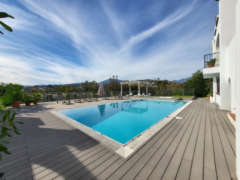 EINE VILLA MIT SANIERUNGSMÖGLICHKEIT 15