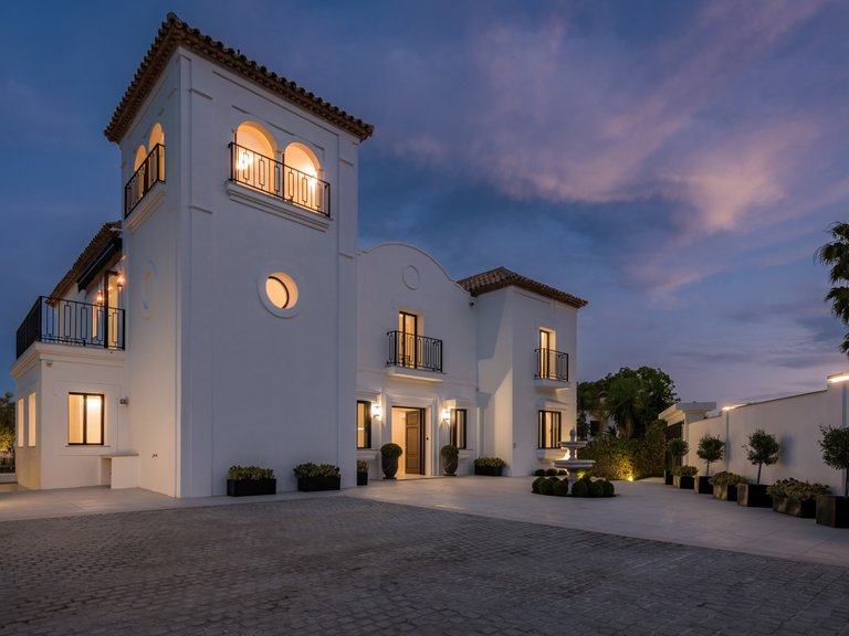 Villa for Sale in Benahavis Malaga 10