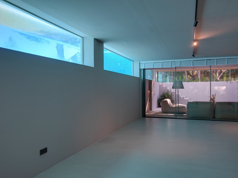 Villa for Sale in Benahavis Malaga 18