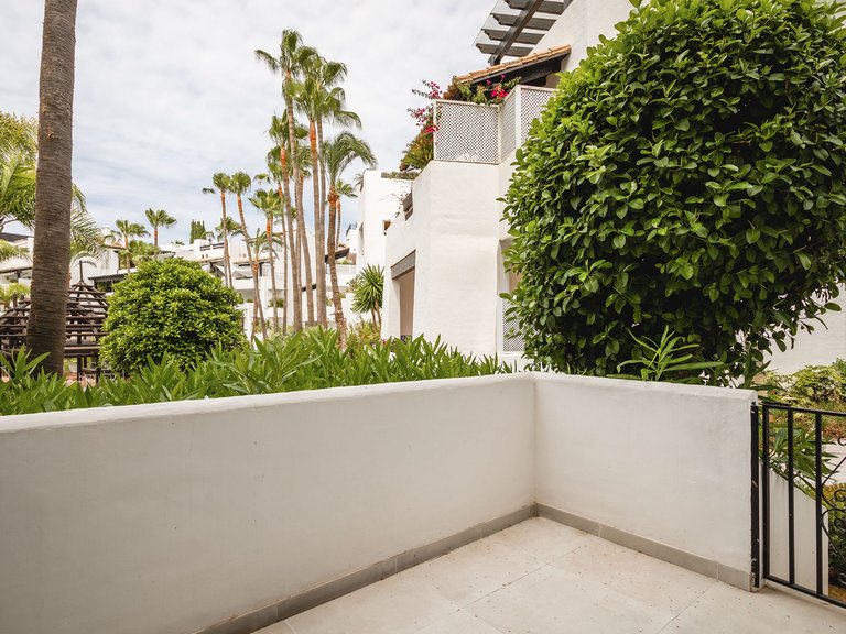 Apartment for Sale in Marbella Golden Mile Malaga 8