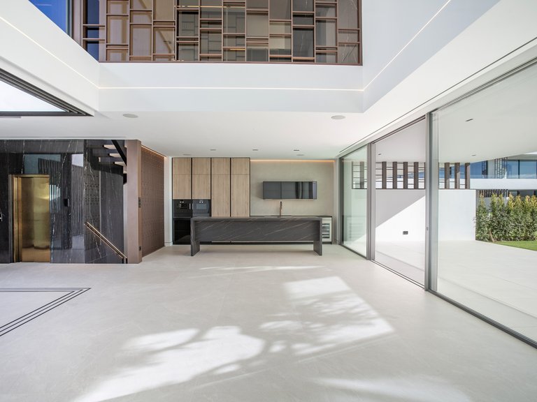 Villa for Sale in Marbella Golden Mile Malaga 12