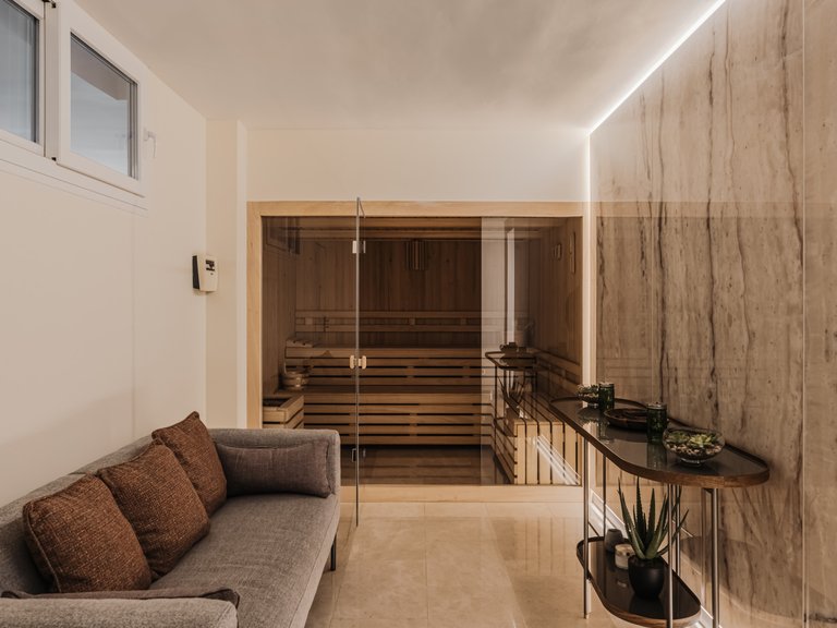 ENCHANTING MEDITERRANEAN VILLA FOR SALE IN NAGUELES 9