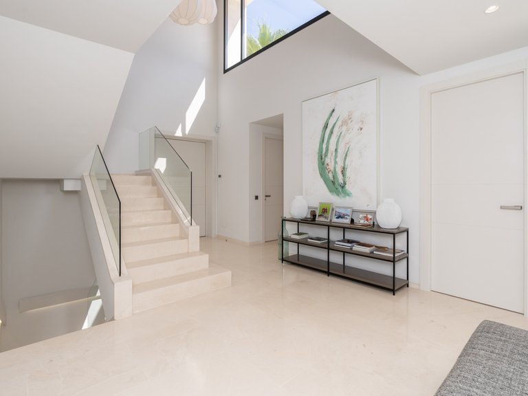 HERRLICHE MODERNE VILLA ZUM VERKAUF IN NUEVA ANDALUCÍA, MARBELLA 14