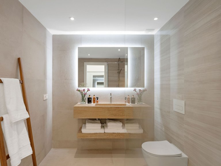 ELEGANT GROUND FLOOR APARTMENT FOR SALE IN NUEVA ANDALUCIA 29