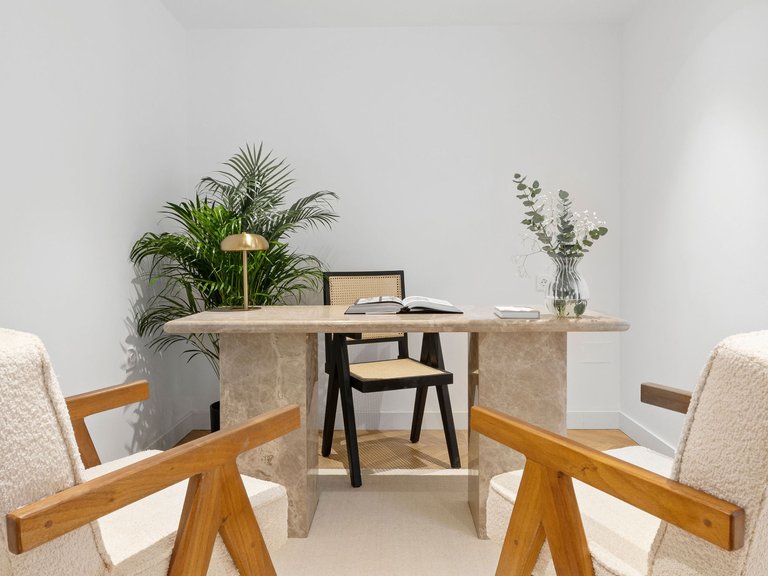 ELEGANT GROUND FLOOR APARTMENT FOR SALE IN NUEVA ANDALUCIA 27