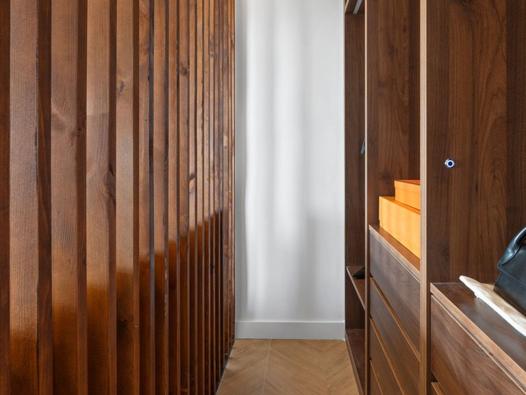 ELEGANT GROUND FLOOR APARTMENT FOR SALE IN NUEVA ANDALUCIA 19