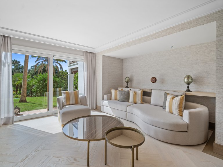 MEDITERANEAN-STYLE GRAND ESTATE FOR SALE IN BENAHAVIS 33