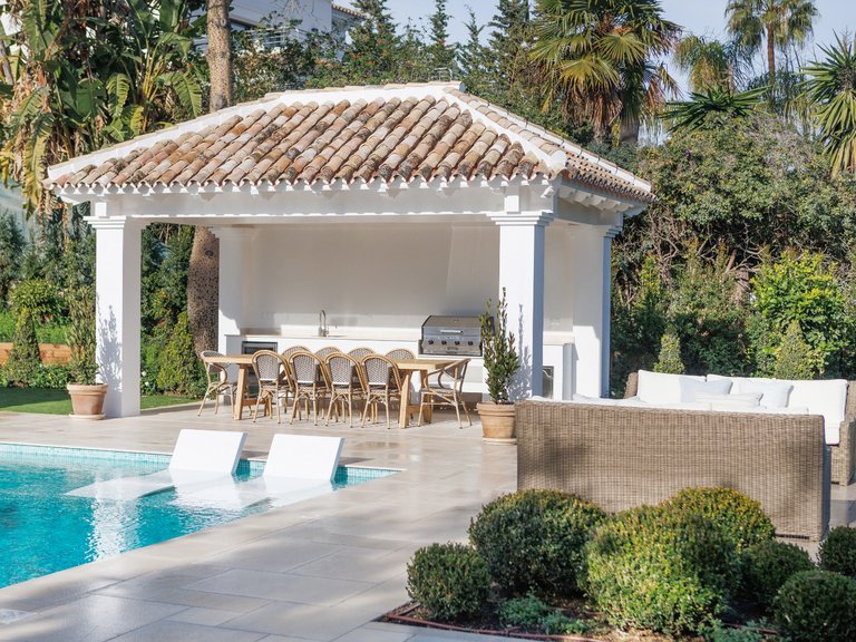 REFINED ANDALUCIAN VILLA FOR SALE IN NUEVA ANDALUCIA, MARBELLA 29