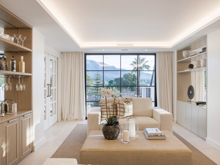REFINED ANDALUCIAN VILLA FOR SALE IN NUEVA ANDALUCIA, MARBELLA 17