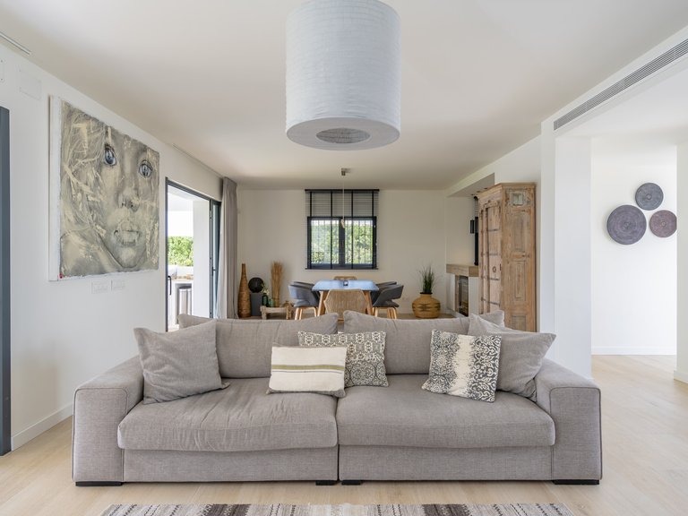 EXQUISITE VILLA OF ANDALUSIAN ARCHITECTURE FOR SALE IN EL PARAISO ALTO, BENAHAVIS 9