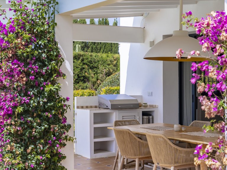 EXQUISITE VILLA OF ANDALUSIAN ARCHITECTURE FOR SALE IN EL PARAISO ALTO, BENAHAVIS 26
