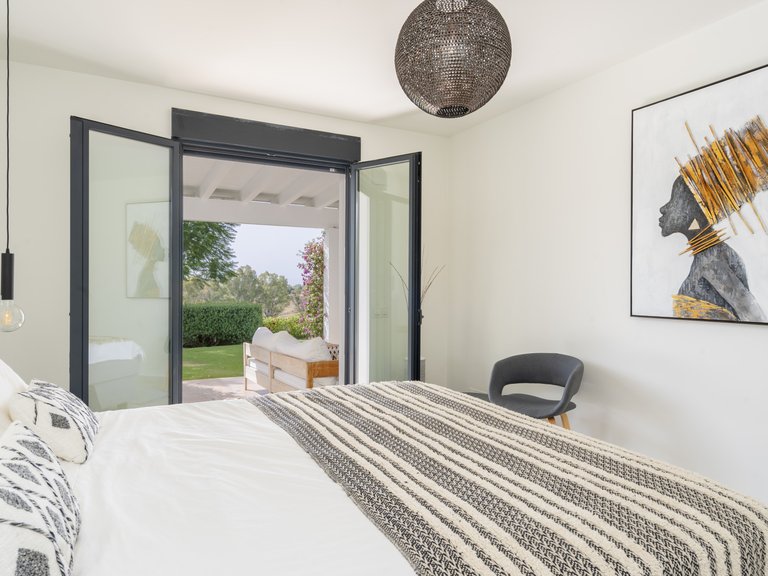 EXQUISITE VILLA OF ANDALUSIAN ARCHITECTURE FOR SALE IN EL PARAISO ALTO, BENAHAVIS 5