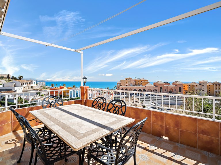ANDALUSIAN VILLA FOR SALE IN CENTRAL FUENGIROLA 14