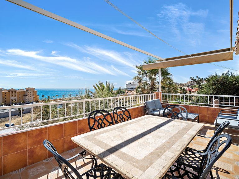 ANDALUSIAN VILLA FOR SALE IN CENTRAL FUENGIROLA 16