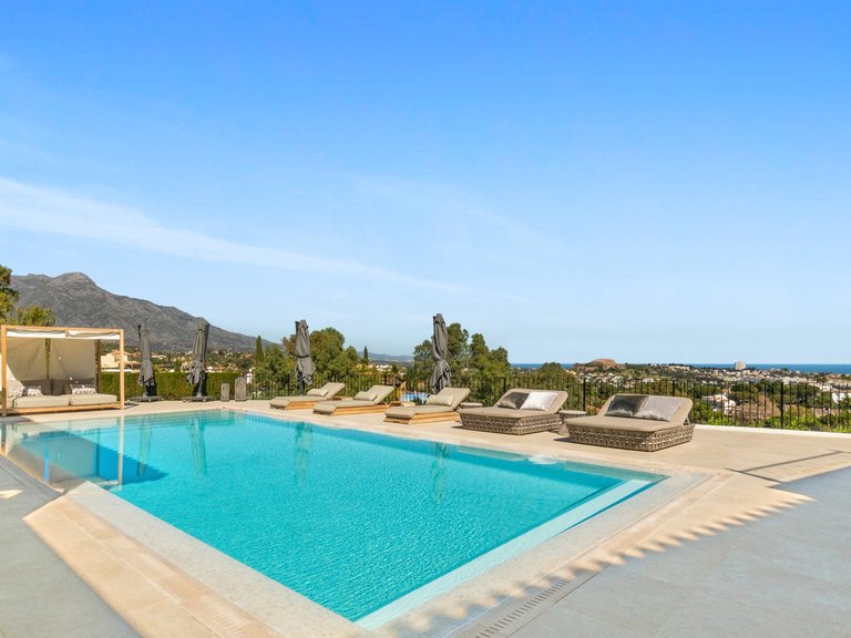 MAGNÍFICA GRAN VILLA EN VENTA EN EL HERROJO ALTO, BENAHAVÍS 6