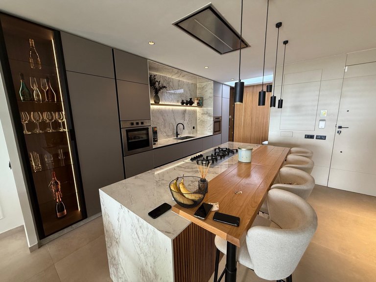 RENOVATED TOWNHOUSE WITH FANTASTIC VIEWS FOR SALE IN BENAHAVIS 3
