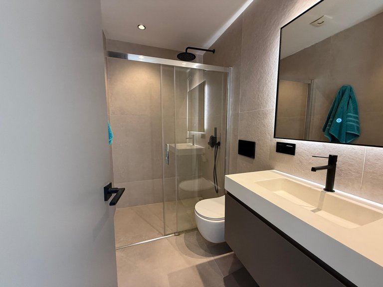 RENOVATED TOWNHOUSE WITH FANTASTIC VIEWS FOR SALE IN BENAHAVIS 38