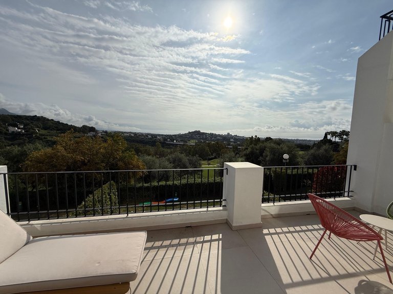 RENOVATED TOWNHOUSE WITH FANTASTIC VIEWS FOR SALE IN BENAHAVIS 34