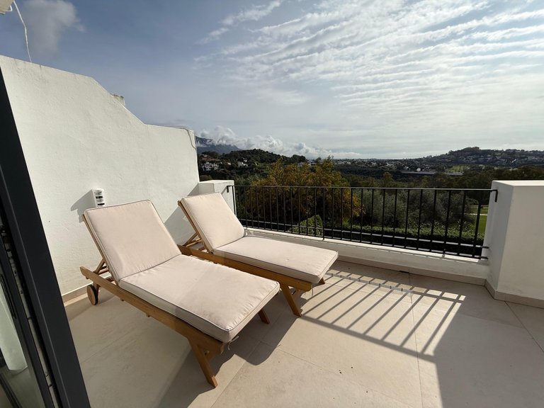 RENOVATED TOWNHOUSE WITH FANTASTIC VIEWS FOR SALE IN BENAHAVIS 35