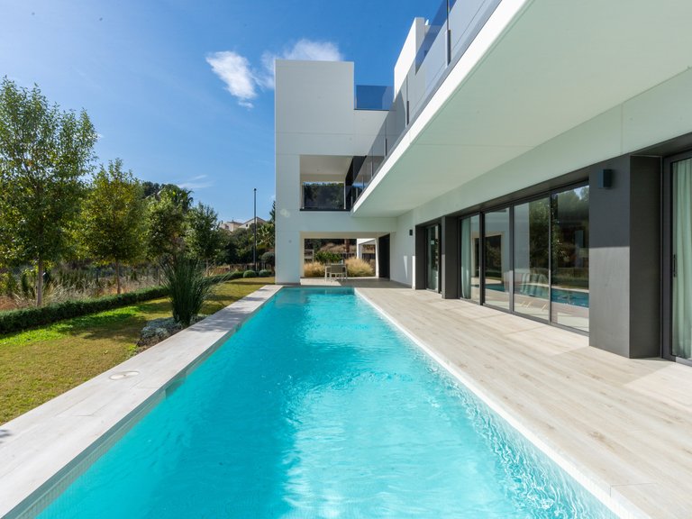 VILLA LUMINEUSE ET CONTEMPORAINE À VENDRE À BENALMÁDENA 20