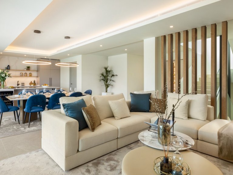 ESPECTACULAR VILLA CON VISTAS AL GOLF EN VENTA EN LA NUEVA MILLA DE ORO, ESTEPONA 11