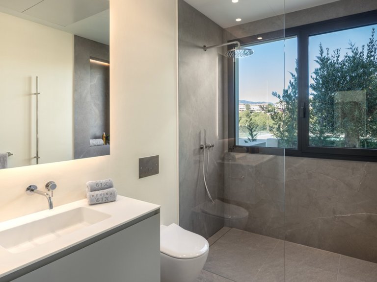 ESPECTACULAR VILLA CON VISTAS AL GOLF EN VENTA EN LA NUEVA MILLA DE ORO, ESTEPONA 18