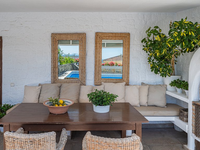 TYPICAL ANDALUSIAN VILLA FOR SALE IN NUEVA ANDALUCIA 5