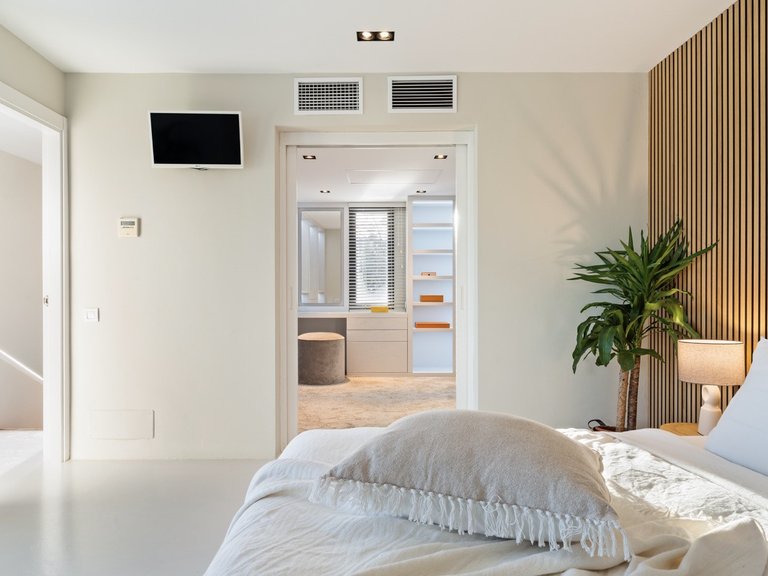 ZEITGENÖSSISCHE VILLA ZUM VERKAUF IN NUEVA ANDALUCÍA, MARBELLA 20