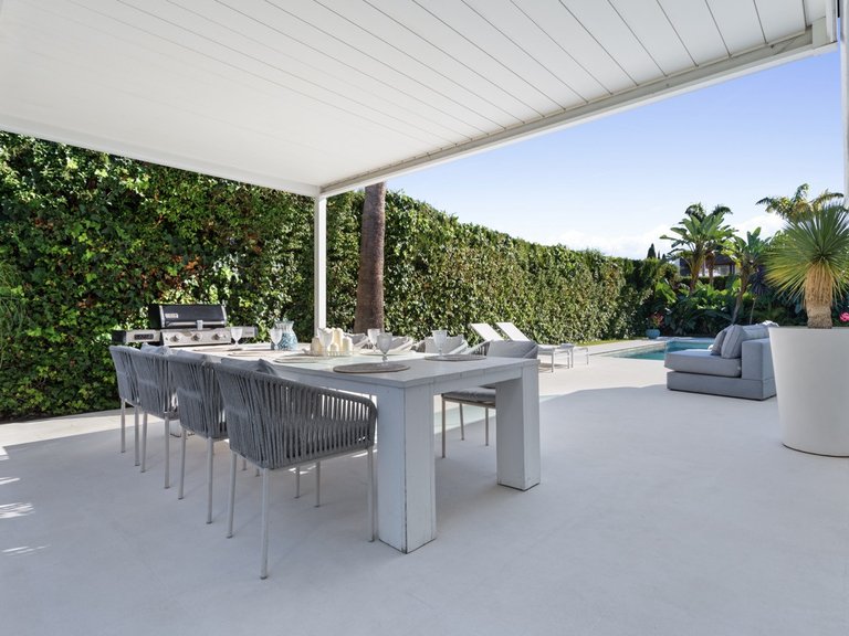 ZEITGENÖSSISCHE VILLA ZUM VERKAUF IN NUEVA ANDALUCÍA, MARBELLA 14