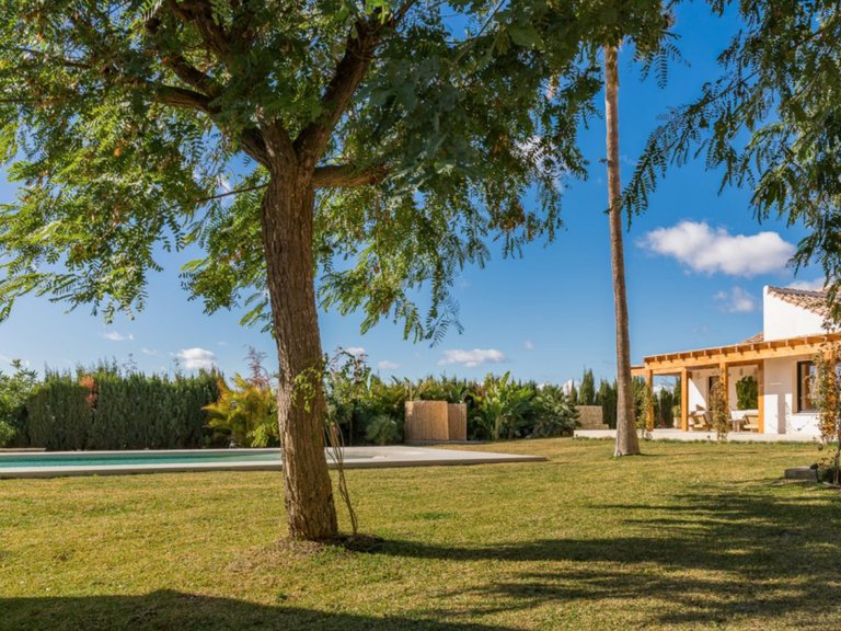 VILLA DE STYLE PROVENÇAL AVEC VUES SPECTACULAIRE À VENDRE SUR LES COLLINES D'ESTEPONA 8