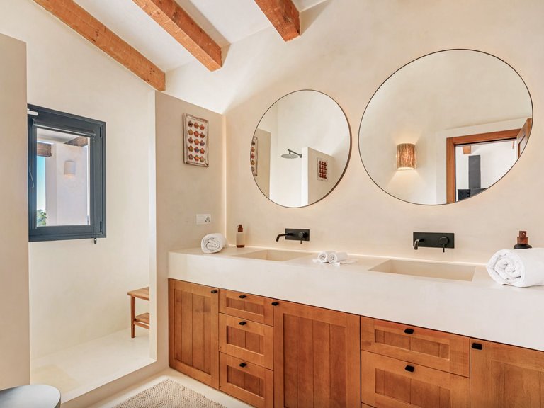 VILLA DE STYLE PROVENÇAL AVEC VUES SPECTACULAIRE À VENDRE SUR LES COLLINES D'ESTEPONA 29