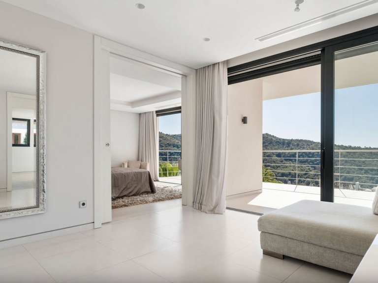 VILLA ENCANTADORA CON VISTAS PANORÁMICAS EN VENTA EN LOMAS DE LA QUINTA, BENAHAVÍS 13