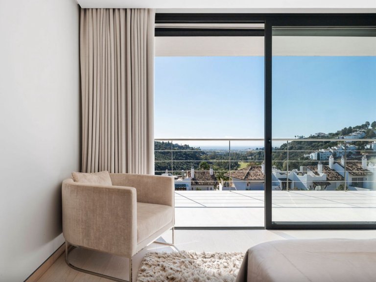 VILLA ENCANTADORA CON VISTAS PANORÁMICAS EN VENTA EN LOMAS DE LA QUINTA, BENAHAVÍS 5