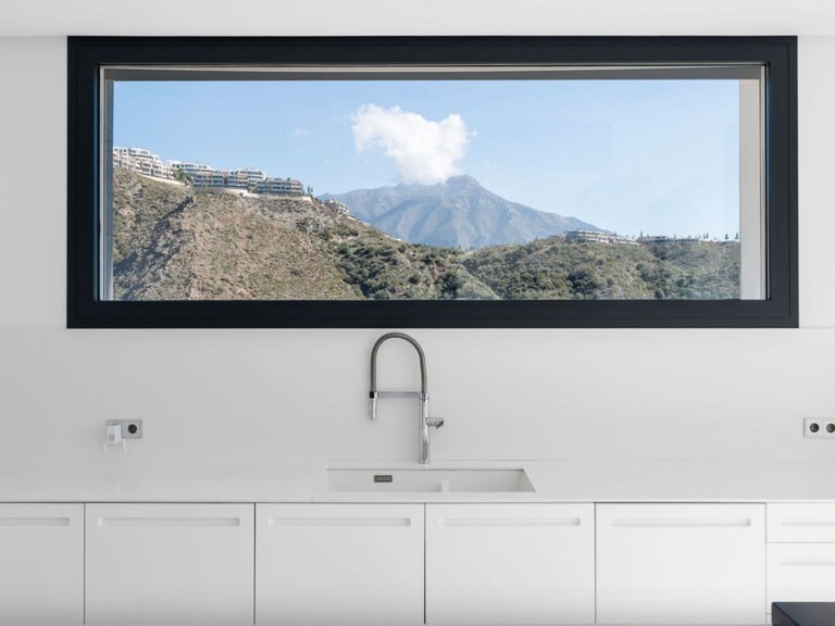 VILLA ENCANTADORA CON VISTAS PANORÁMICAS EN VENTA EN LOMAS DE LA QUINTA, BENAHAVÍS 11