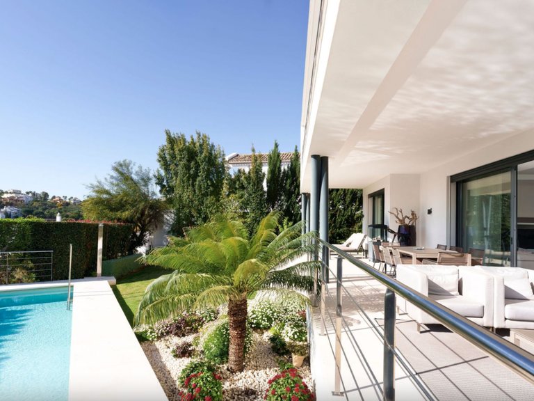 VILLA ENCANTADORA CON VISTAS PANORÁMICAS EN VENTA EN LOMAS DE LA QUINTA, BENAHAVÍS 6