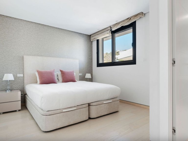VILLA ENCANTADORA CON VISTAS PANORÁMICAS EN VENTA EN LOMAS DE LA QUINTA, BENAHAVÍS 20