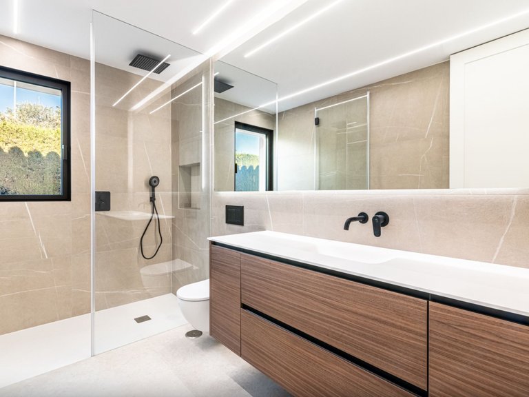VILLA MINIMALISTE EN PREMIÈRE LIGNE DE GOLF À VENDRE À GUADALMINA ALTA 21
