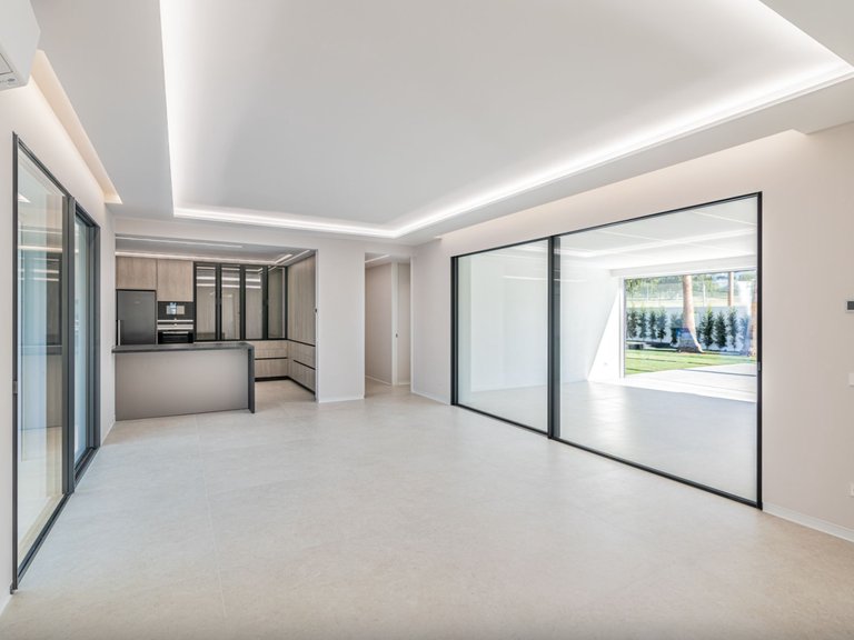VILLA MINIMALISTE EN PREMIÈRE LIGNE DE GOLF À VENDRE À GUADALMINA ALTA 6