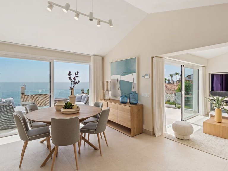 Villa for Sale in Estepona Malaga 3