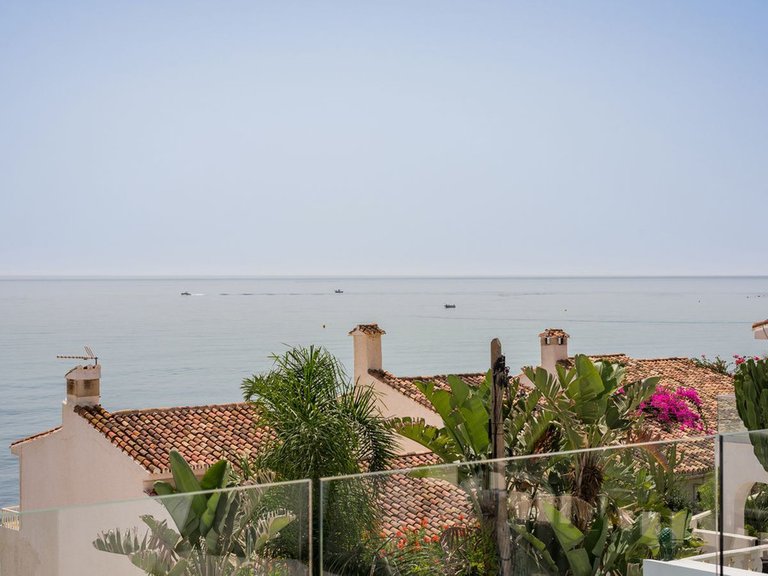 Villa for Sale in Estepona Malaga 27