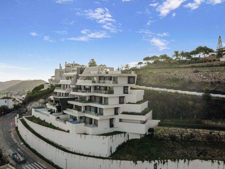 Apartment for Sale in Benahavis Malaga 19