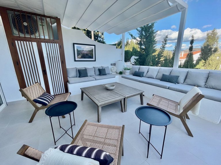 Apartment for Sale in Nueva Andalucia Malaga 1
