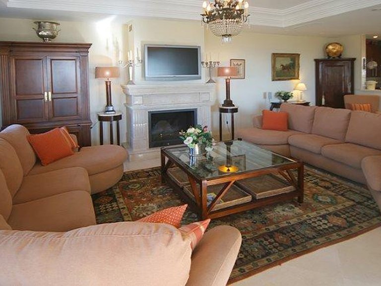 Villa for Sale in Marbella - Puerto Banus Malaga 2