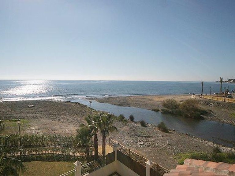 Villa for Sale in Marbella - Puerto Banus Malaga 4