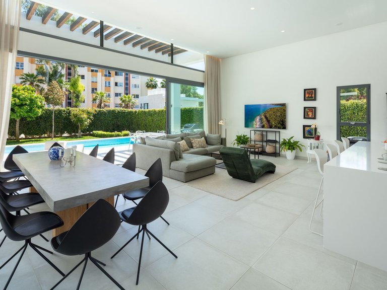 Villa for Sale in Estepona Malaga 8
