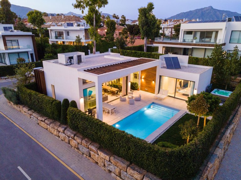 Villa for Sale in Estepona Malaga 15