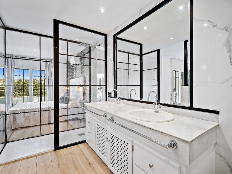 Villa for Sale in Marbella Este Malaga 4