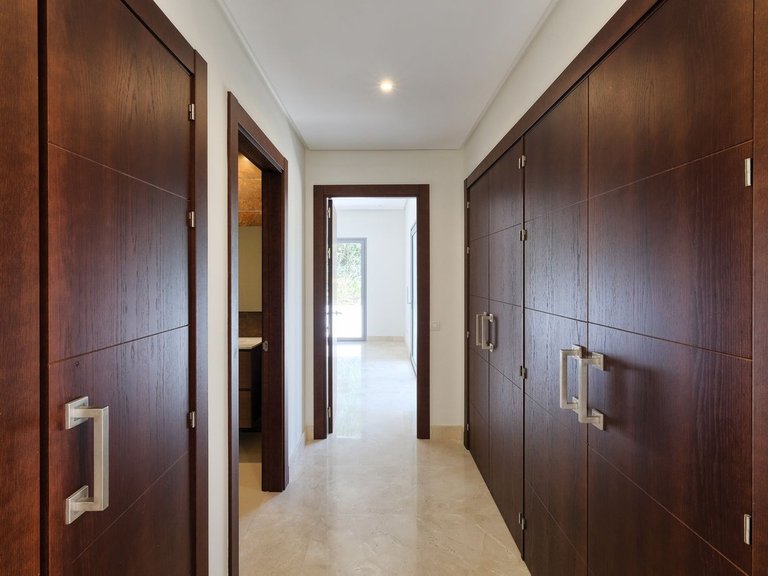 Villa for Sale in Benahavis Malaga 10
