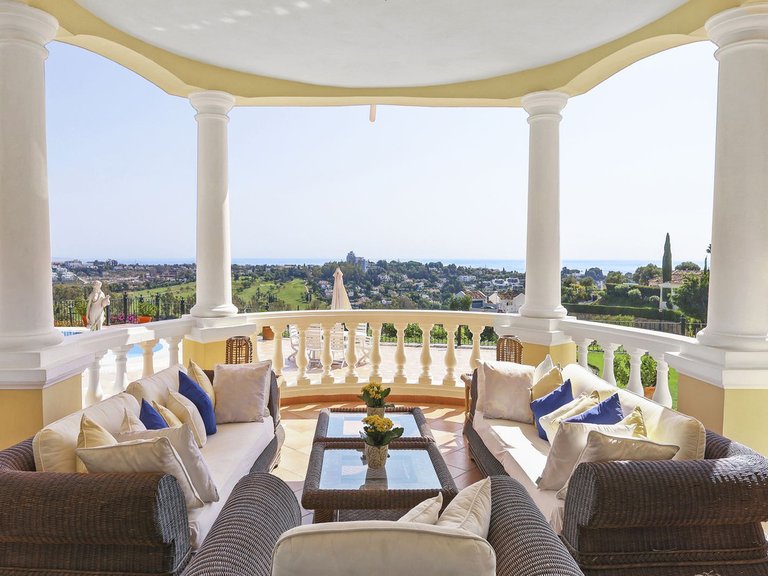 Villa for Sale in Estepona Malaga 17