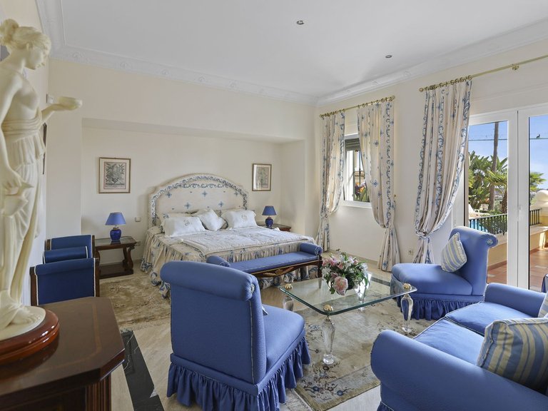 Villa for Sale in Estepona Malaga 35